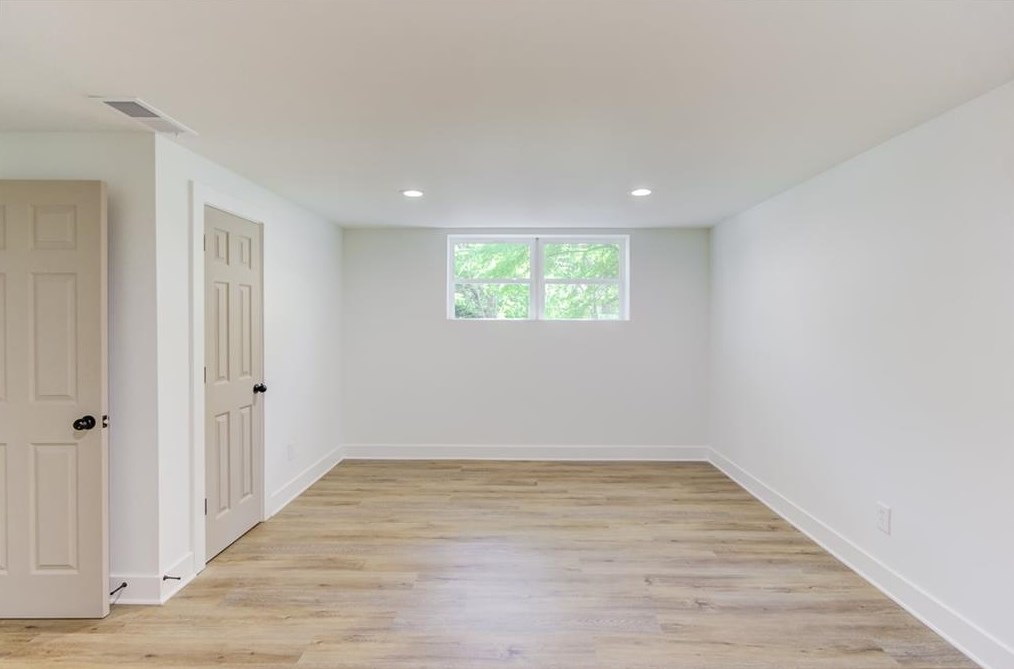 4426 Raven Valley Ct, Decatur GA  30035-1541 exterior