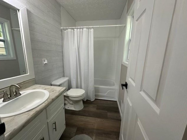 135 Lakeview Dr, Stockbridge GA  30281-6101 exterior