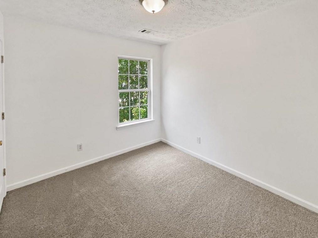 7058 Red Maple Ln, Lithonia GA 30058-2997 exterior