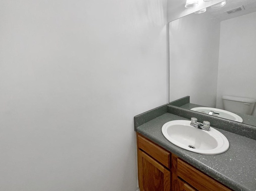 7058 Red Maple Ln, Lithonia GA 30058-2997 exterior