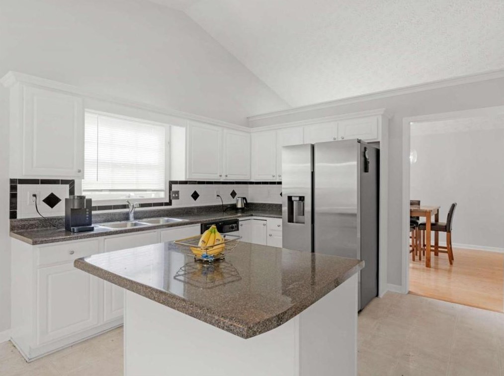 3182 Kings Bay Cir, Decatur GA  30034-7122 exterior