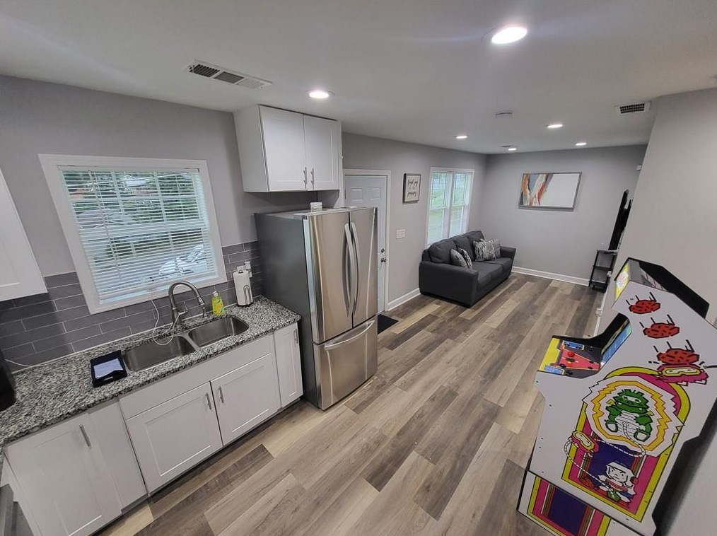 2140 Tiger Flowers Dr, Atlanta GA  30314-1328 exterior