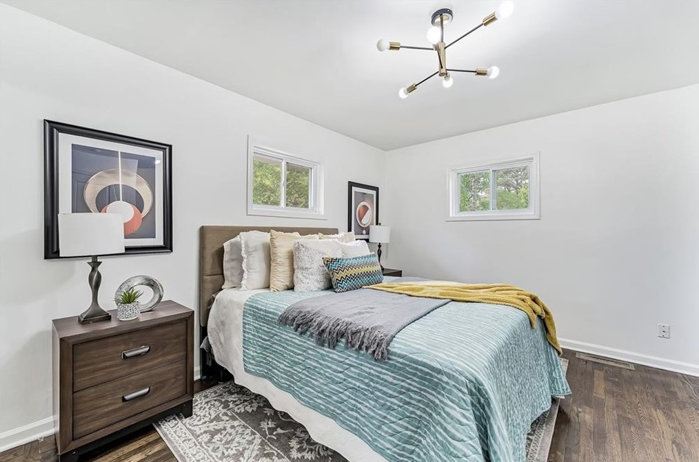 1646 Hollyhock Ter, Decatur GA  30032-4858 exterior