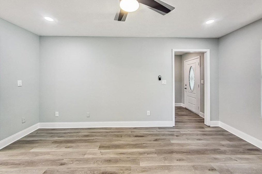 2326 Hampton Dr, Decatur GA  30035-3635 exterior