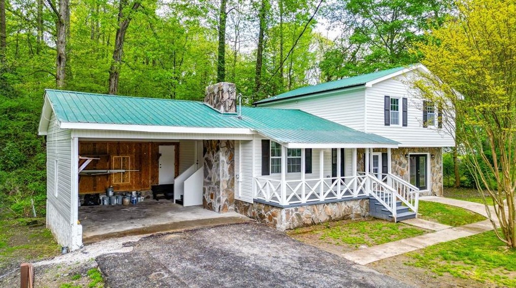 87 Jones St, Big Canoe, GA 30143-1872