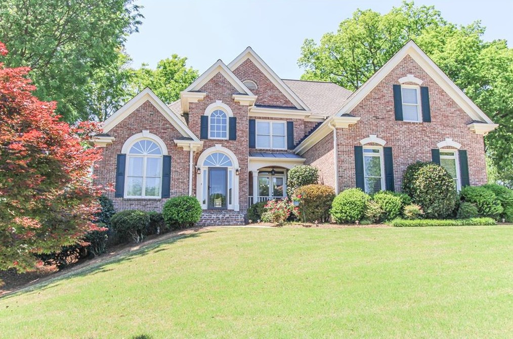 1335 Highland Lake Dr, Lawrenceville, GA 30045