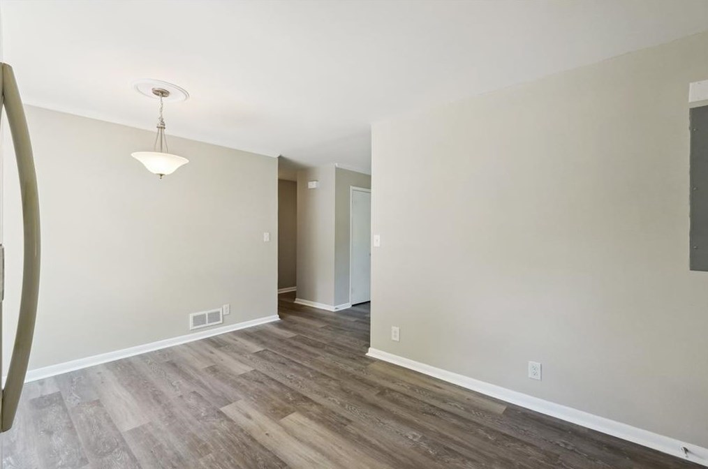 925 Meadow Rock Dr, Stone Mountain GA  30083-3503 exterior