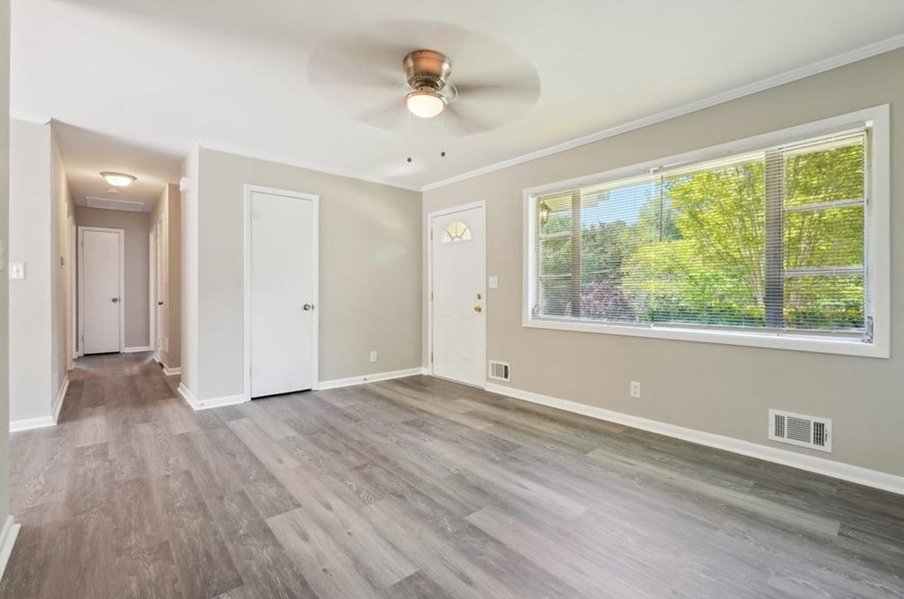 925 Meadow Rock Dr, Stone Mountain GA  30083-3503 exterior