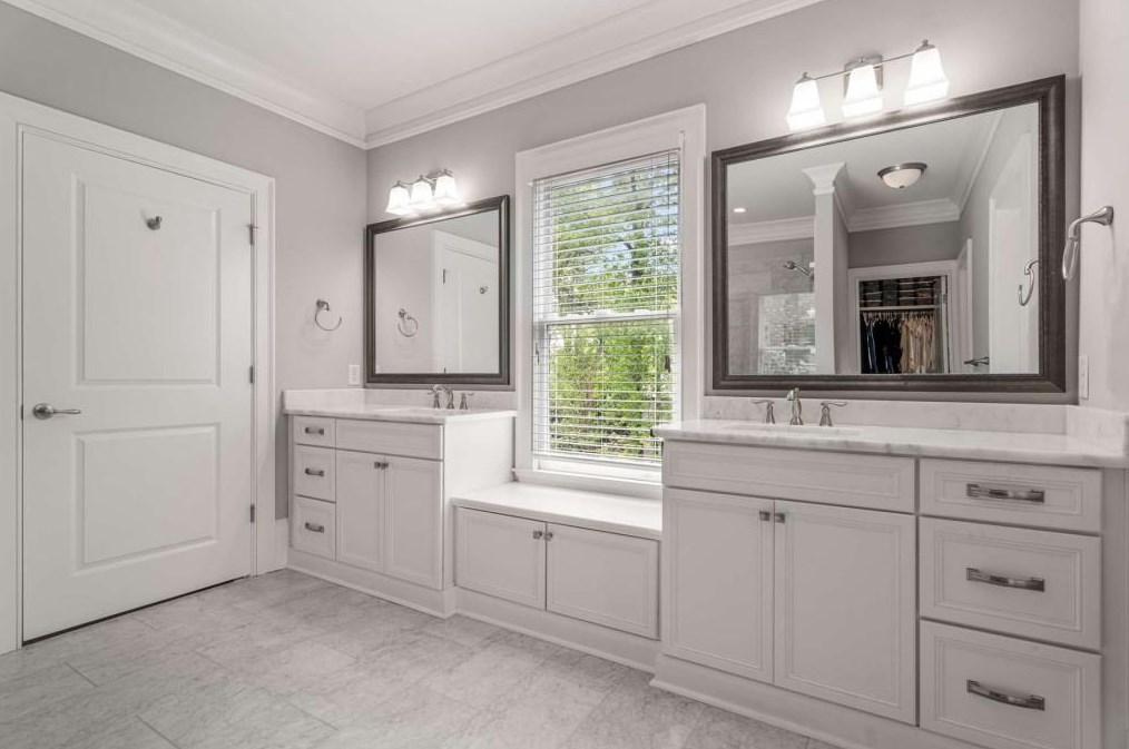 1743 Buckhead Ln, Atlanta GA 30324-6103 exterior