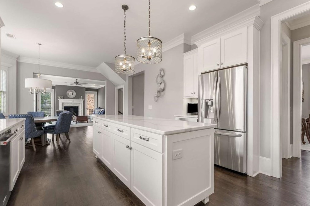 1743 Buckhead Ln, Atlanta GA 30324-6103 exterior