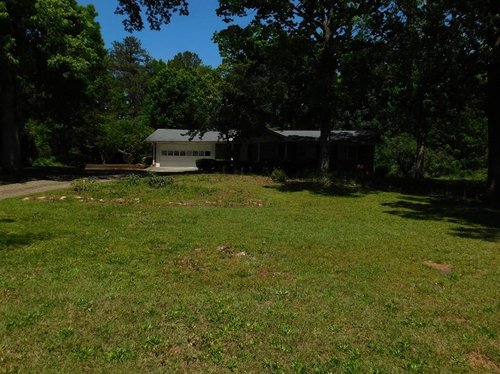 5347 Miller Rd, Lilburn, GA 30047-5342