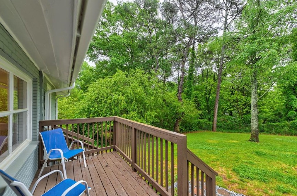 3461 Pinehill Dr, Decatur GA  30032-3032 exterior