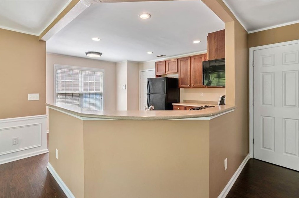 3242 Wellington Walk, Atlanta GA  30331-5453 exterior