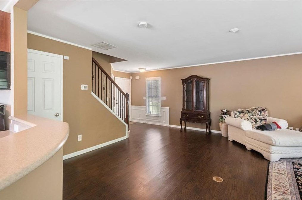 3242 Wellington Walk, Atlanta GA  30331-5453 exterior