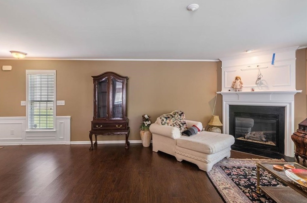 3242 Wellington Walk, Atlanta GA  30331-5453 exterior