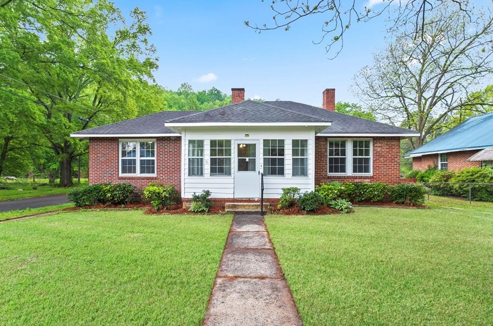 55 Hickory St Ne, Rome, GA 30161