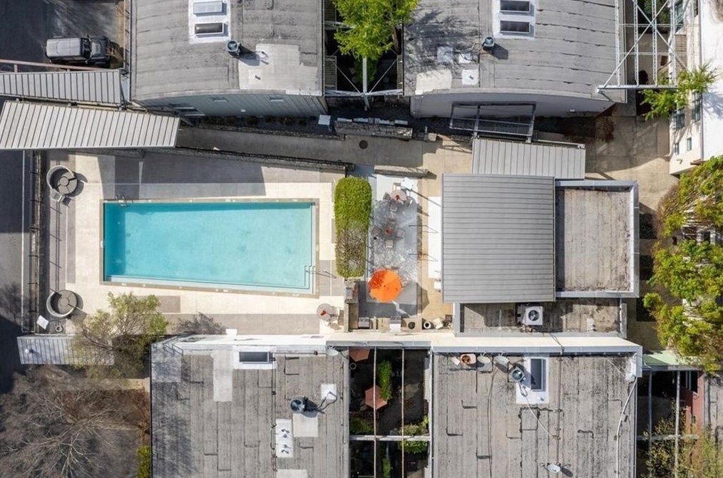 1661 La France St, Atlanta GA  30307-2163 exterior