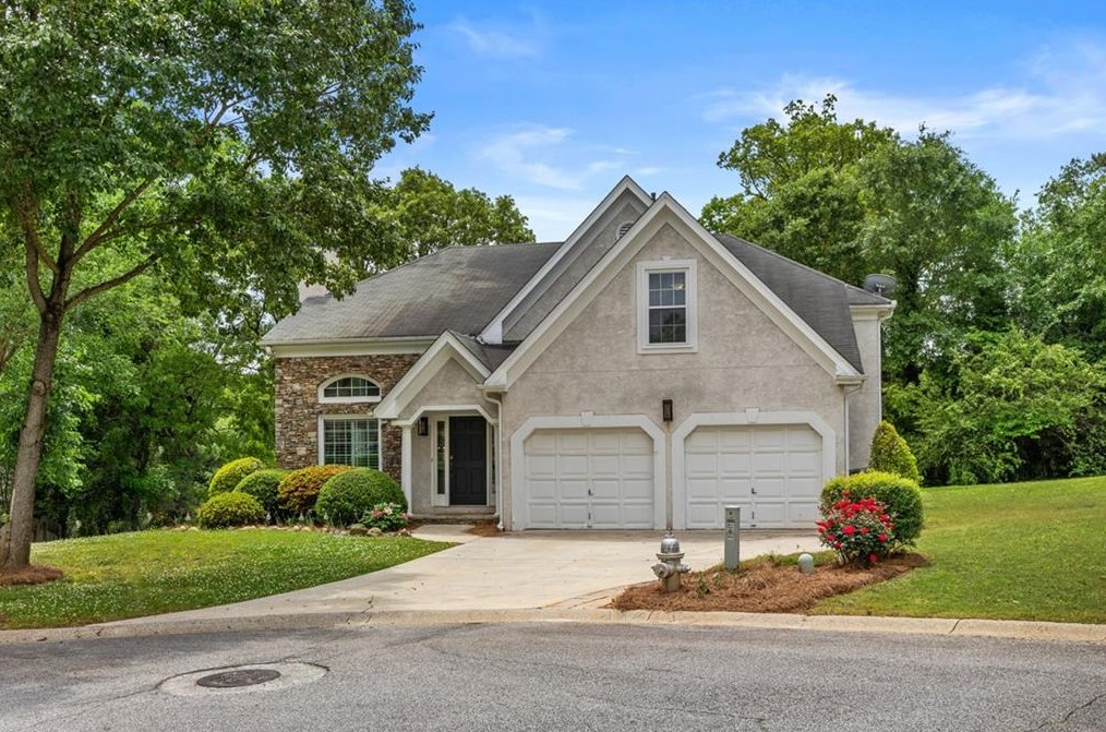 12 Ancient Oak Ct, Marietta, GA 30067-4330
