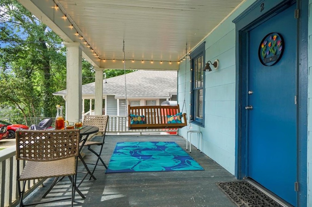 3284 Stillwood Dr, Atlanta GA  30354-1422 exterior