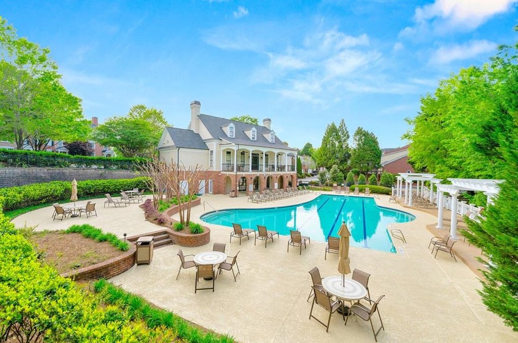 4950 Ivy Ridge Dr, Atlanta GA  30339-1361 exterior