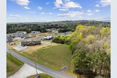 326 Curtis Parkway NE, Calhoun, GA 30701 - Photo 12