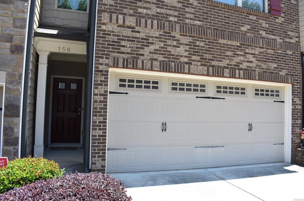 158 Townview Dr, Holly Springs, GA 30189