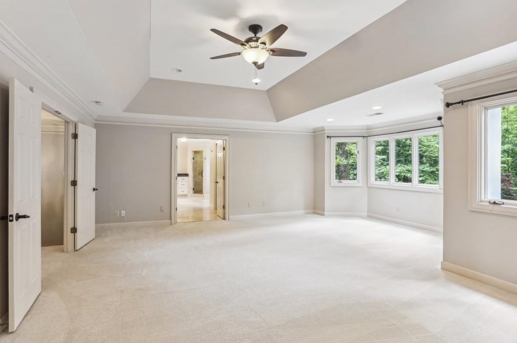 100 Spindale Ct, Atlanta GA  30350-1060 exterior