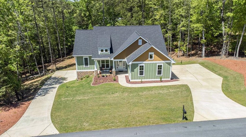 68 White Oak Trl, Dahlonega, GA 30533-5397