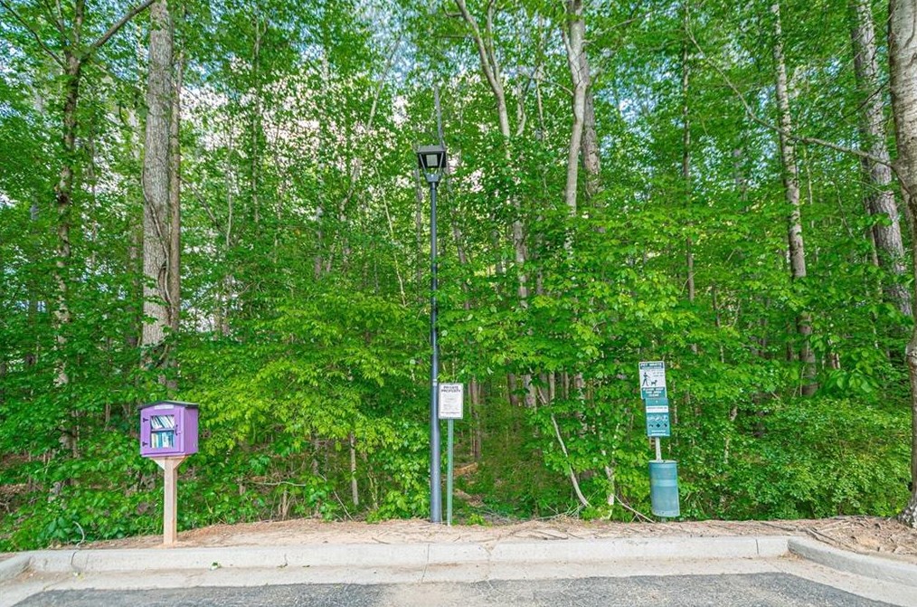 1268 Harris Commons Pl, Roswell GA  30076-4653 exterior