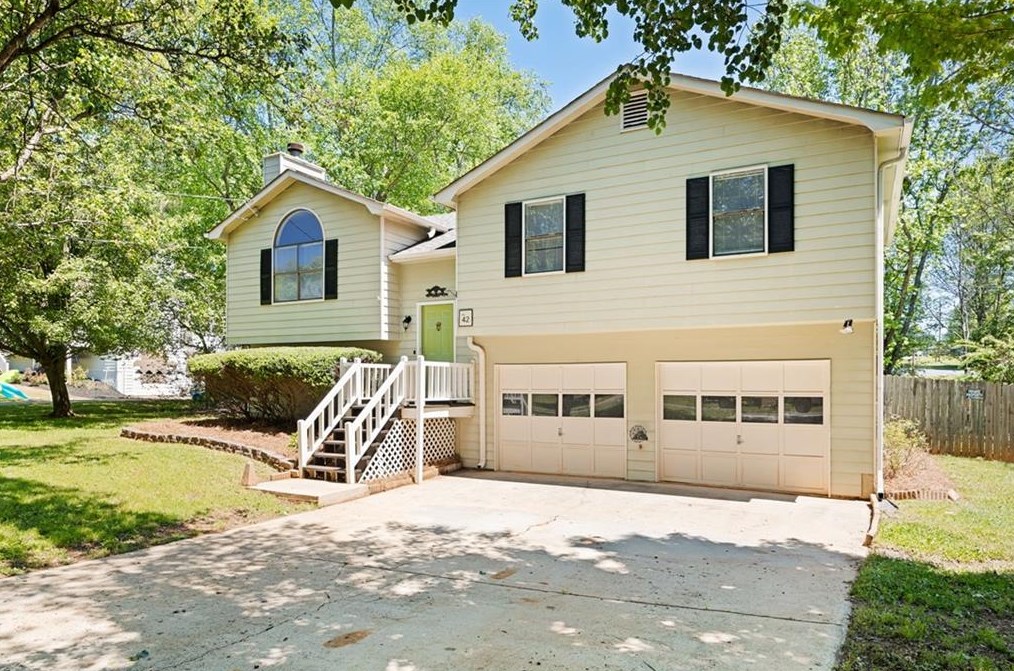 42 Lost Meadows Dr, Dallas, GA 30157