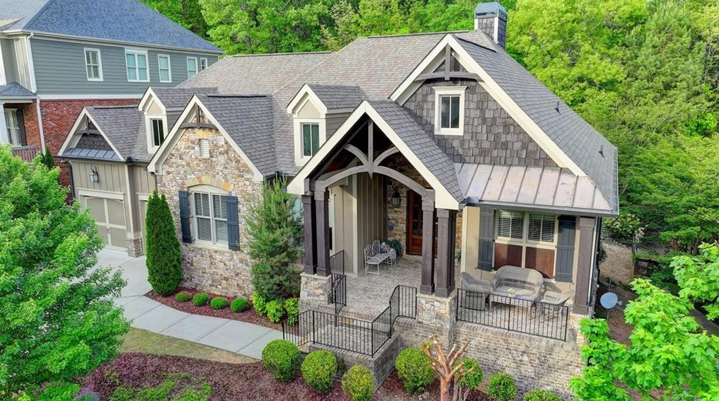 1296 Whisper Cove Dr, Buford, GA 30518