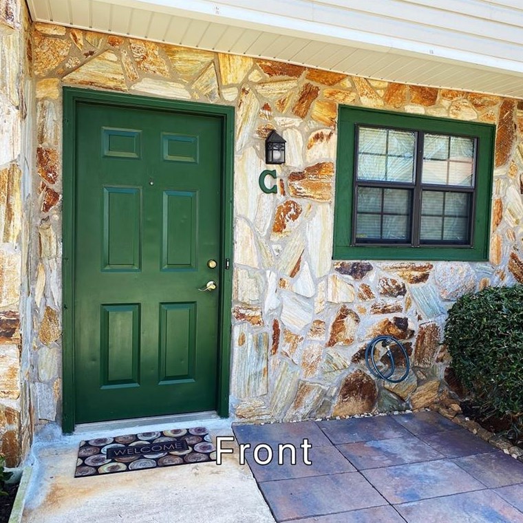 2493 Hidden Cove Ct, Gainesville, GA 30501