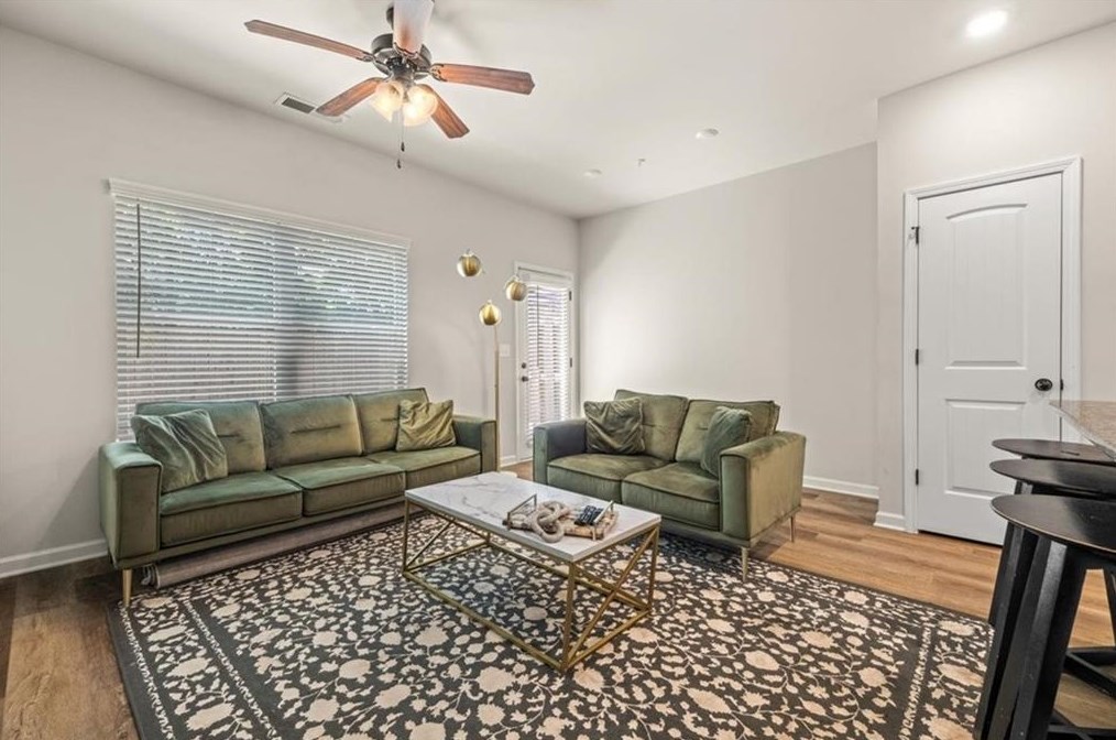 2463 Bayrose Cir, Atlanta, GA 30344-8200