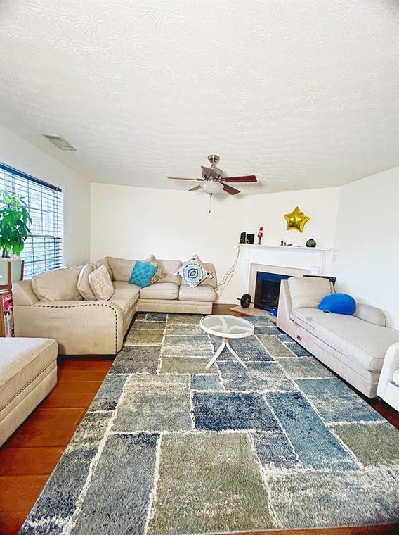 1393 Little Creek Dr, Lawrenceville, GA 30045-7996