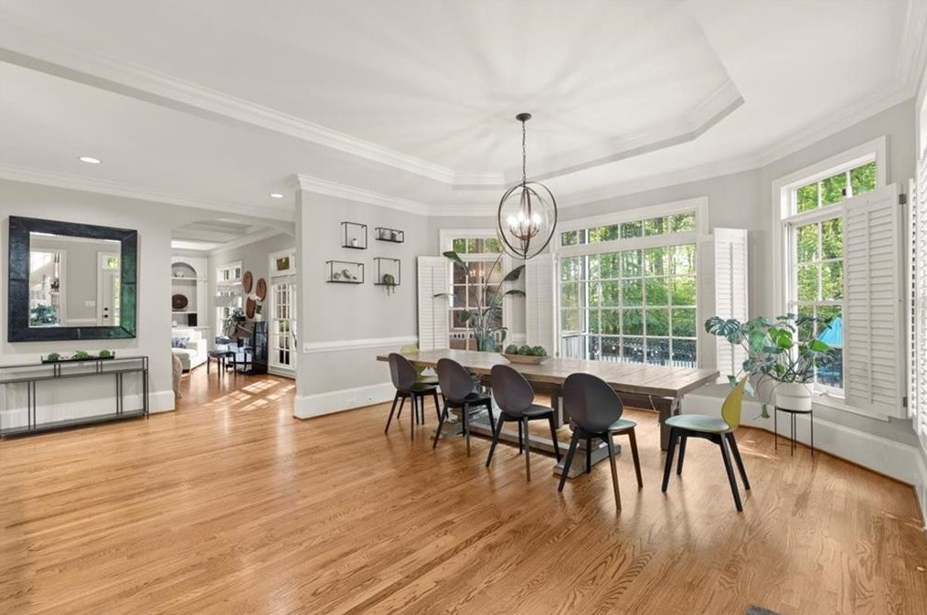 15205 White Columns Dr, Alpharetta GA  30004-8221 exterior