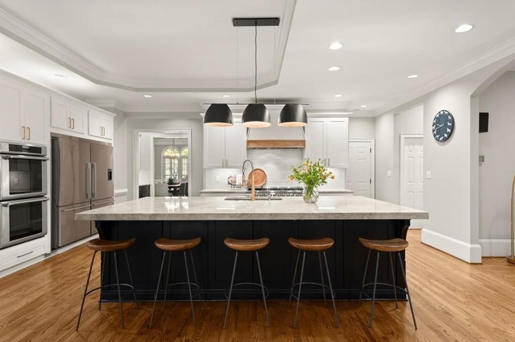 15205 White Columns Dr, Alpharetta GA  30004-8221 exterior