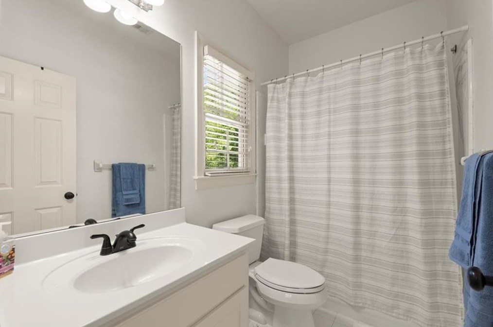 15205 White Columns Dr, Alpharetta GA  30004-8221 exterior