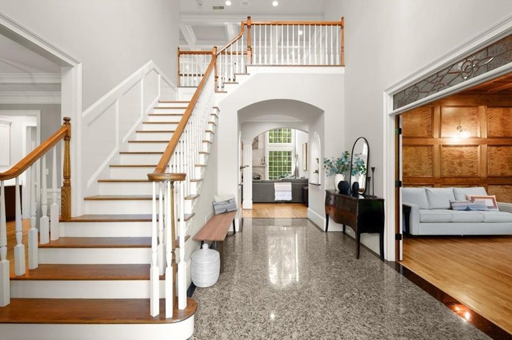 15205 White Columns Dr, Alpharetta GA  30004-8221 exterior