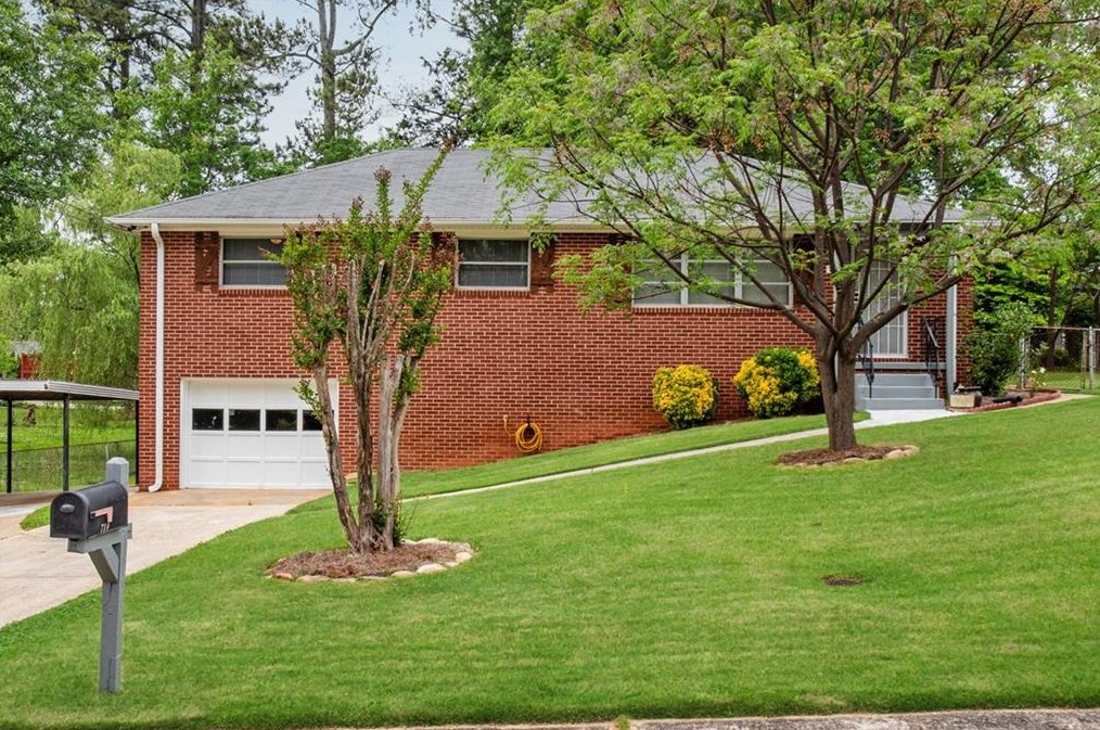 718 Birchwood Ln Sw, Marietta, GA 30060