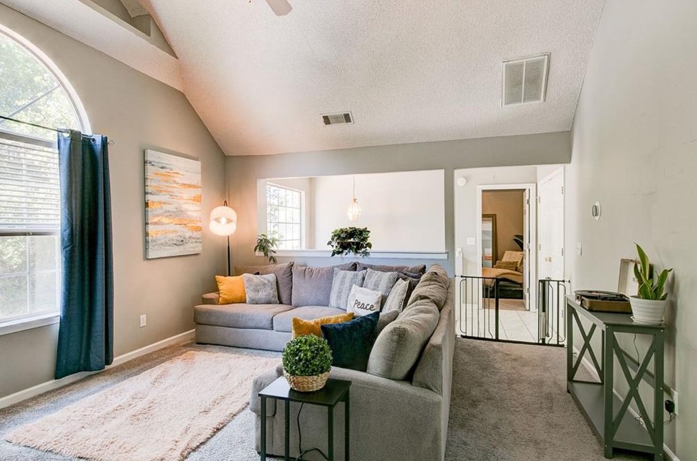 2818 Rambling Way, Lithonia GA  30058-5716 exterior