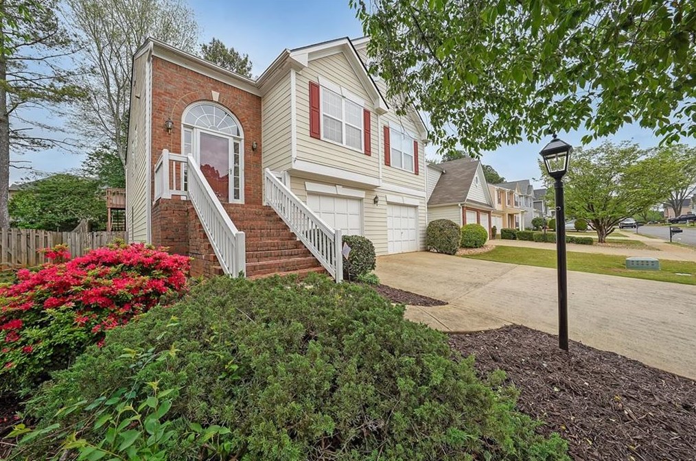1325 Glenover Way, Marietta, GA 30062-2152