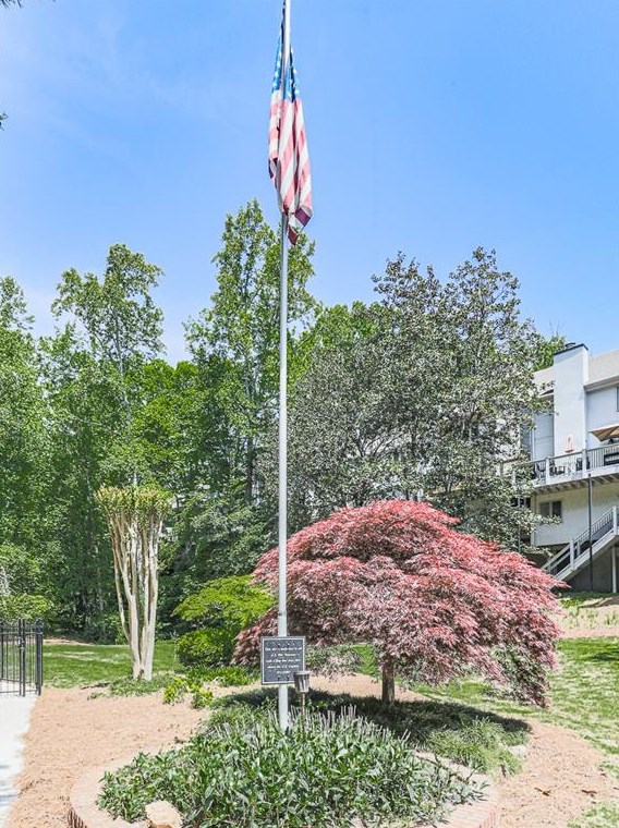 3028 Vinings Ferry Dr, Atlanta GA  30339-4314 exterior