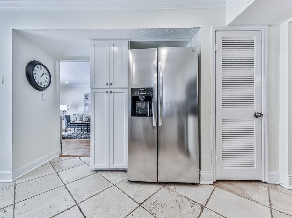 3028 Vinings Ferry Dr, Atlanta GA  30339-4314 exterior