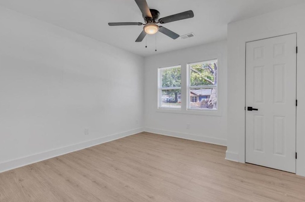 2484 Calvin Ave, Atlanta GA 30344-1001 exterior