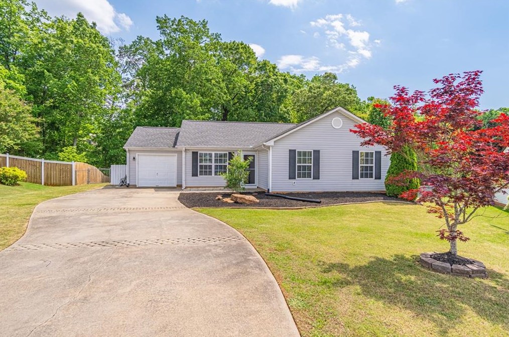 353 Shenandoah Cir, Winder, GA 30680-6206