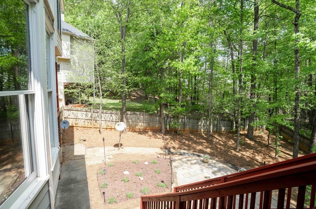 437 Rhodes House Dr, Suwanee GA  30024-6471 exterior