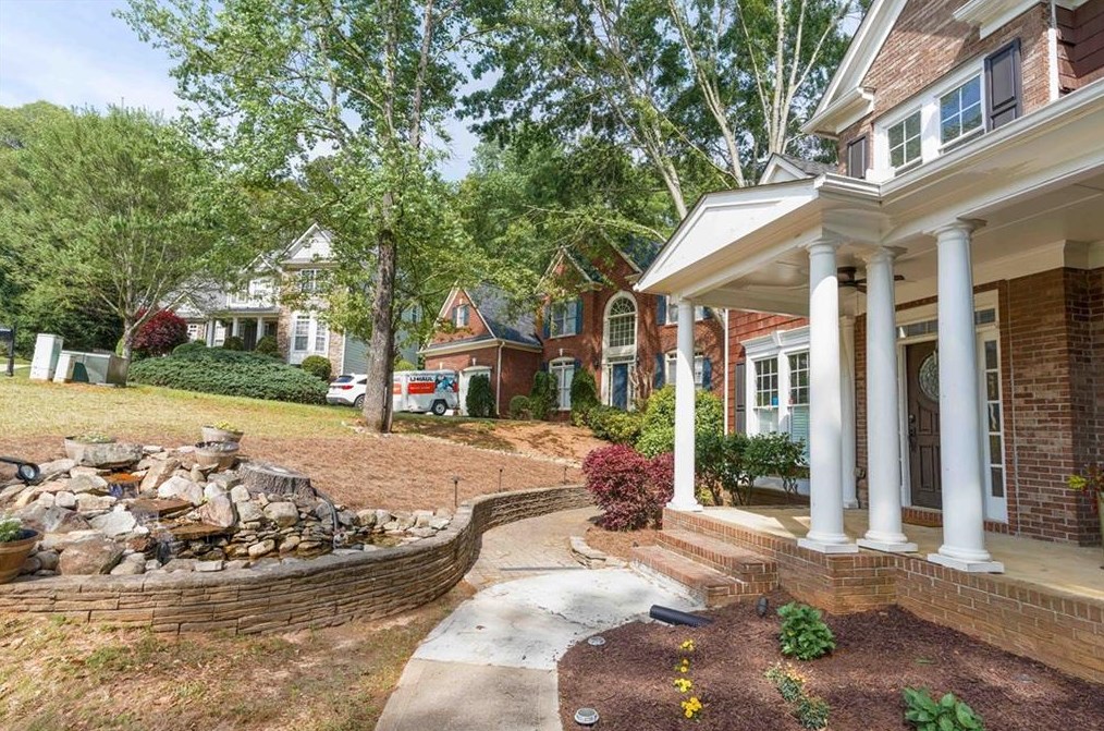 437 Rhodes House Dr, Suwanee, GA 30024
