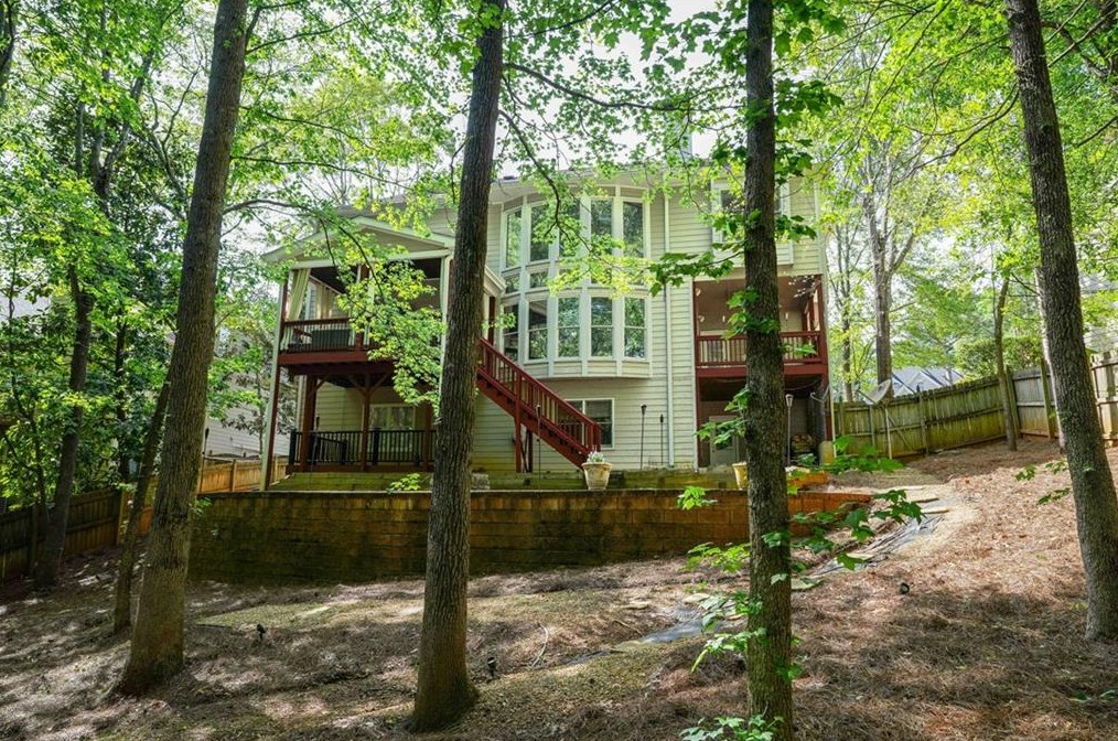437 Rhodes House Dr, Suwanee GA  30024-6471 exterior