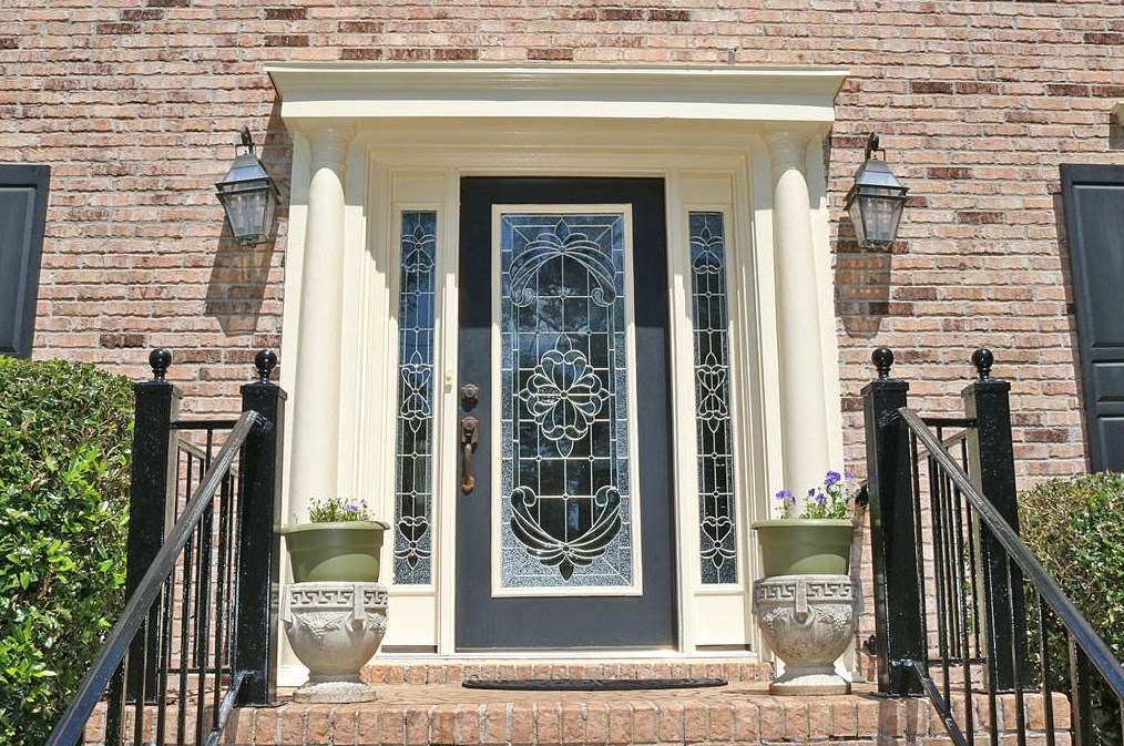 868 Guinevere Way, Lilburn, GA 30047-5449