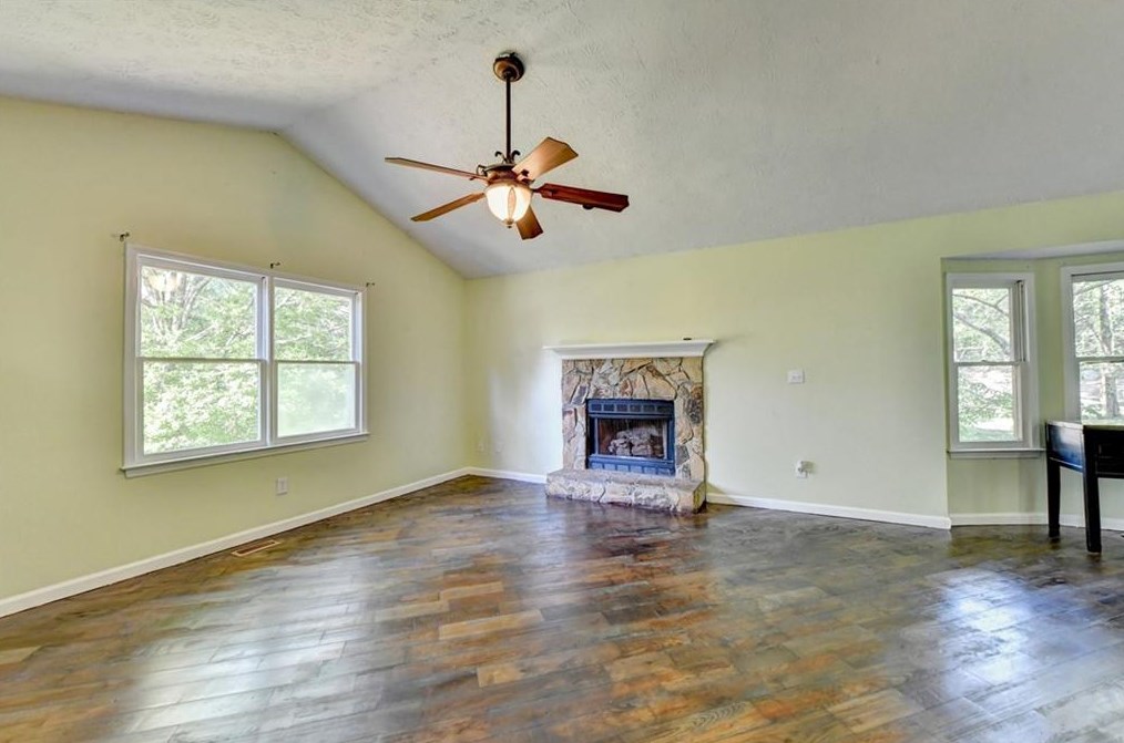 155 Hollyberry Dr, Dallas GA 30157-6110 exterior